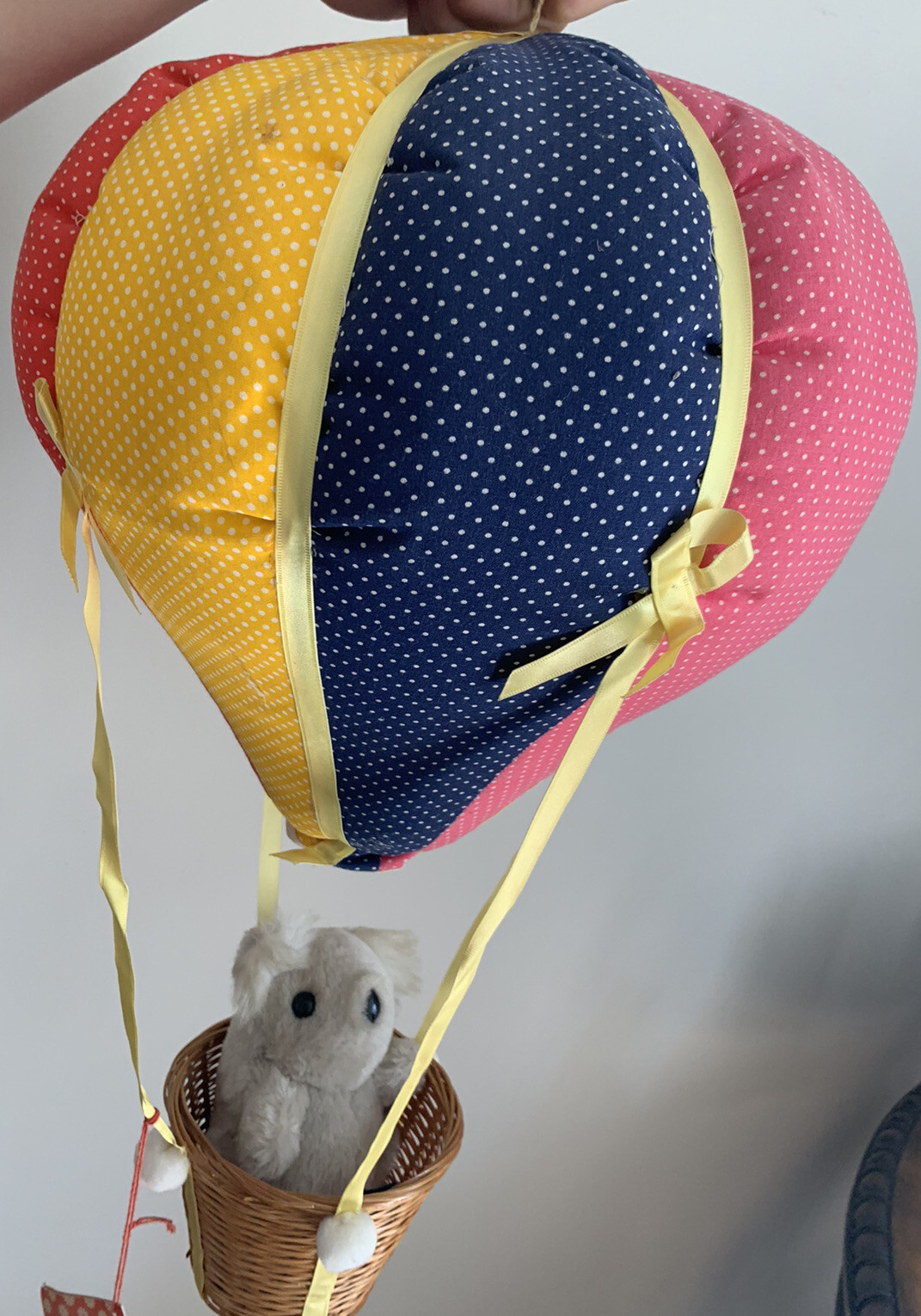 Vintage Lot 2 Calico CrItter Basket Plush Hot Air Balloon Multicolor Decor Koala