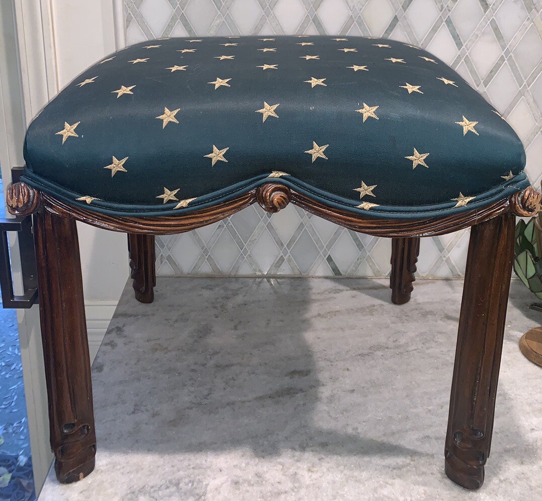 VTG Drape Swag Wood Footstool Green & Gold Star Upholstery Fabric 17.5”T 19.5”L
